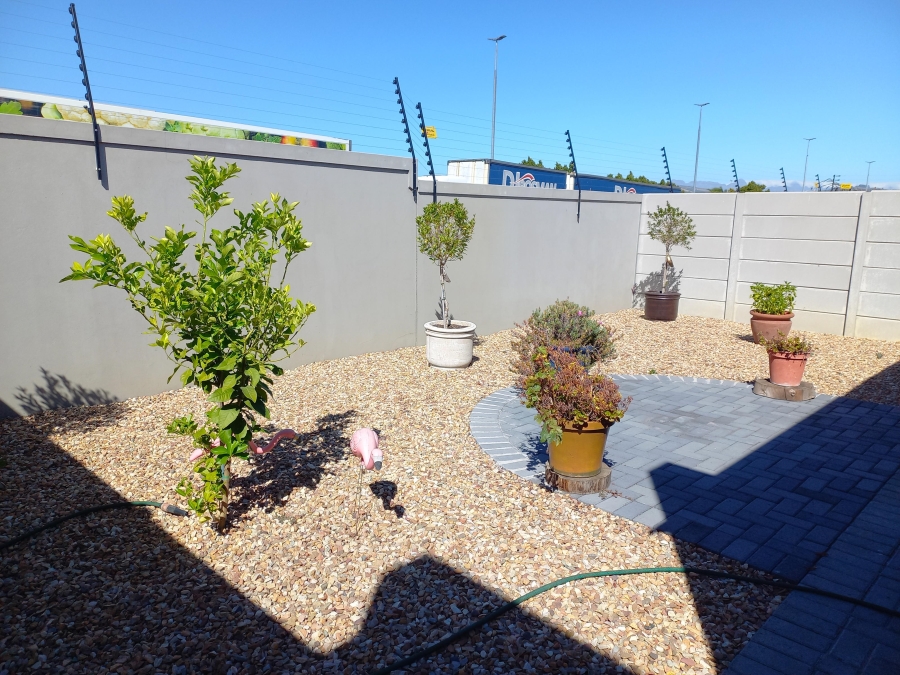 3 Bedroom Property for Sale in Marinda Park Western Cape